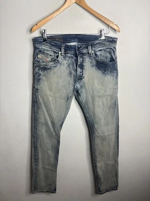 Jeans masculino Diesel Thavar slim skinny stretch lavagem 0850D azul claro desgastado - Imagem 1 de 4