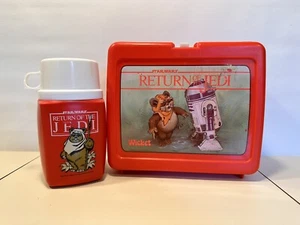 1983 Star Wars Rückkehr der Jedi-Ritter "Wicket" rot Kunststoff Brotdose mit Thermoskanne - Bild 1 von 4