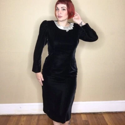 Vintage Saks 5th Avenue black velvet dress - Image 1 of 4