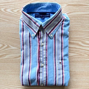 Tommy Hilfiger Camisa Grande Para Hombre Azul 24" Pit-to-Pit Diseñador Manga Corta Rayas - Imagen 1 de 10