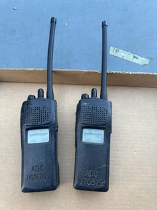 2 Motorola XTS1500 Model 1.5 VHF 136-174MHz Radio H66KDD9PW5BN. Szybki darmowy statek - Zdjęcie 1 z 20