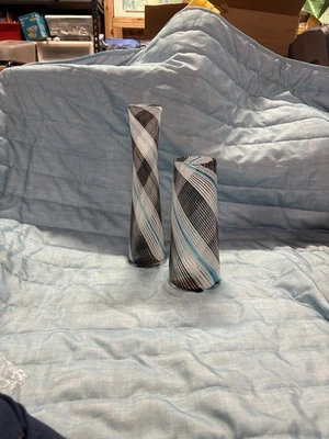 Juego de 2 jarrones verde azulado y negro Foto 1 de 4