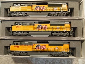 KATO 3-UNIT LASH-UP UNION PACIFC DCC EQUIPPED EMD SD70ACe LOCOS - Picture 1 of 3