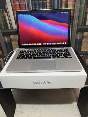 Apple MacBook Pro 13in Retina 2.7GHz 250gb ssd with LOGIC PRO & Final Cut proX1q - Image 1 of 4