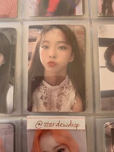 LOONA Vivi Orbit 2.0 Lightstick Pre-order Benefit Photocards - Picture 1 of 2