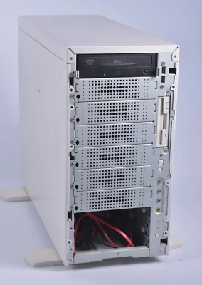 Server Asus PVL-D Workstation 2x CPU Intel Xeon 3.00GHz 2GB RAM be quiet! 650W - Bild 1 von 4