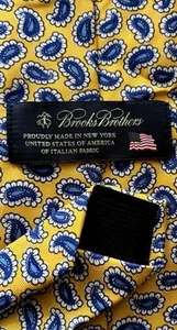 Brooks Brothers-Yellow Teardrop/Paisley Print Silk Necktie-Made in USA - Picture 1 of 4