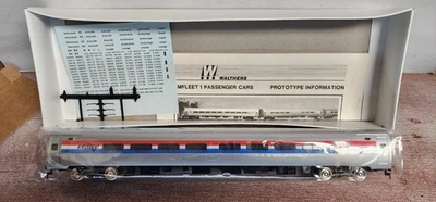 Amtrak 85' Coach Passenger Car Amfleet Phase 3 Walthers 932-6003 HO RTR - Image 1 of 3