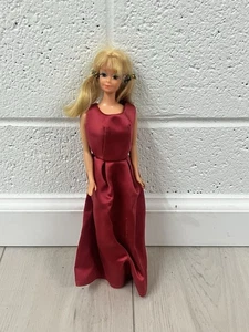 Muñeca Barbie parlante 1967 - Mattel Hong Kong - Rubia vintage - Vestido rojo - Rara - Imagen 1 de 6