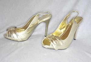 Anne Michelle "Foxy" gold hi-heel slingback pump - Size 11, 4.75" heel - Picture 1 of 9