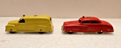 Tootsietoy Mercury Fire Chief Car and Chevy Ambulance - Image 1 of 4