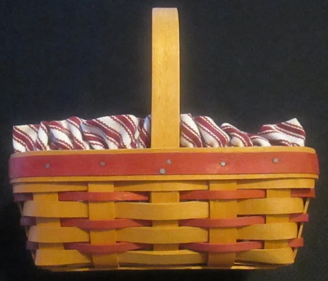 LONGABERGER SWEETHEART SERIES SWEET TREATS BASKET-STRIPED LINER-PRO 1997 Cover