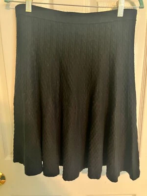 Falda Grace Elements para dama tejida elástica línea A; negra  Foto 1 de 4