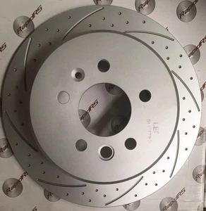 HOLDEN CREWMAN VZ SSZ SLOTTED BRAKE DISC ROTORS GROOVED FRONT PAIR 320MM - Picture 1 of 4