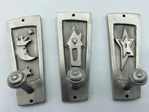 (3) Emily Rosenfeld 2000 Pewter Hook Peg MOON + STAR + HOUSE Child Baby's Room - Picture 1 of 12