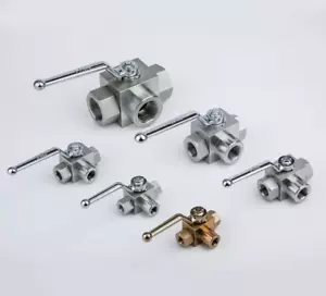 Confezione da 3 valvole a sfera in acciaio idraulico ad alta pressione 1/4" NPT 3 vie 7250 PSI - Foto 1 di 6