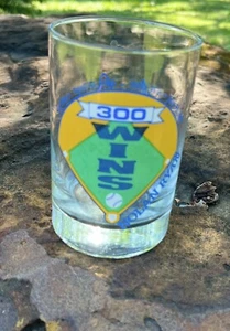 NOLAN RYAN SIGNATURE COMMEMORATIVE GLASSES 300 Wins - Picture 1 of 2