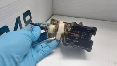 Interruptor de faros Ford F-150 1992  Foto 1 de 4