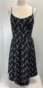 Ann Taylor geblümtes Midikleid Gr. 12 Damen schwarz weiß ärmellos Fit N Flare - Bild 1 von 8