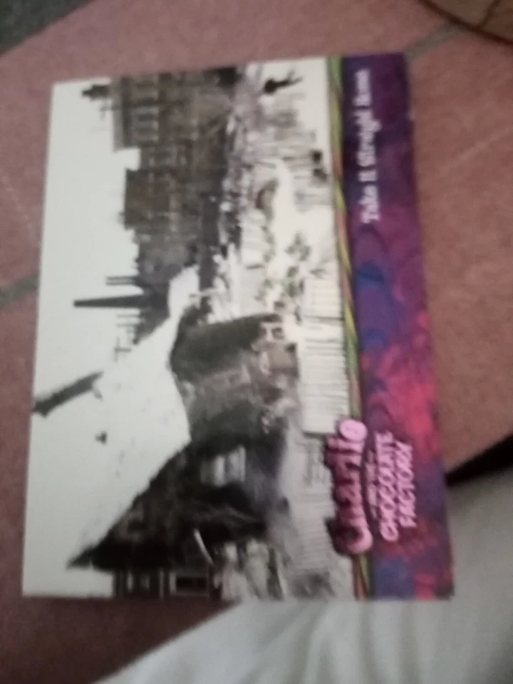 El26 Charlie and the Chocolate factory trade single card Artbox 2005 no 43 - Image 1 of 1