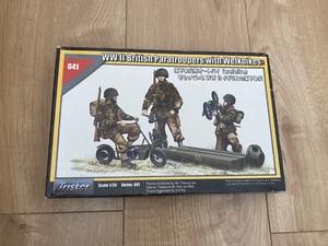 L277 Tristar Model Kit 041 - WWII British Paratroopers with Welkbikes - 1/35 - Picture 1 of 3