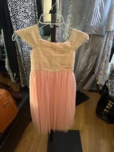 Dorissa Girls Pink Dress With Gold Embellishment Size 6 - Picture 1 of 2