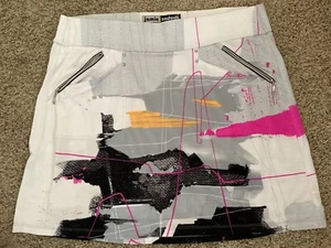 Jamie Sadock Neu ohne Etikett! Weiß/schwarz/pink 18" Senso-Ji Druck Rock Größe xL - Bild 1 von 6