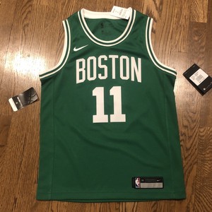 Las mejores ofertas en Kyrie Irving Boston Celtics Verde Ropa para  aficionados y recuerdos de la NBA | eBay
