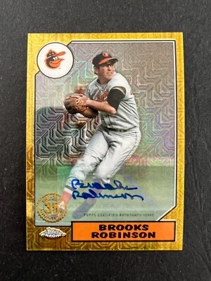 2022 Topps Brooks Robinson 1987 35th Mojo Refractor /30 Auto  #T87C2-11 signed - Image 1 of 3