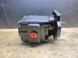 Parker Hydraulic Gear Pump 3089210123 / N0819-03759 - New Open Box - Picture 1 of 13