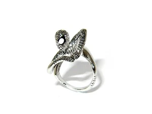 SPIDER-MAN SUPERHERO RING ANTIQUED SILVER-PLATED US 8 AND 9 AWESOME QUALITY! - Picture 1 of 4