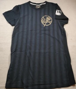New York Yankees Black & Gold Striped Effect T-Shirt Size XSmall Majestic - Picture 1 of 7