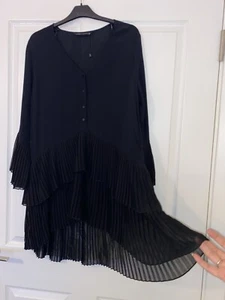 Ladies NWOT Sz 10-12 Zara Black Pleated Chiffon Mix Flare&Flare Mini/Long Top❤️ - Picture 1 of 15