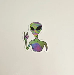 Alien Giving The Peace Sign Laptop Sticker Cool Skateboard Decal - Picture 1 of 5