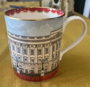 PERFEKTE ROYAL COLLECTION TRUST BUCKINGHAM PALACE BONE CHINA TASSE MIT VERGOLDETEM RAND - Bild 1 von 7