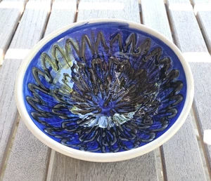 Art Pottery Bowl Navy White & Gray Signed 3.2" H x 8" W Starburst Pattern - Picture 1 of 12