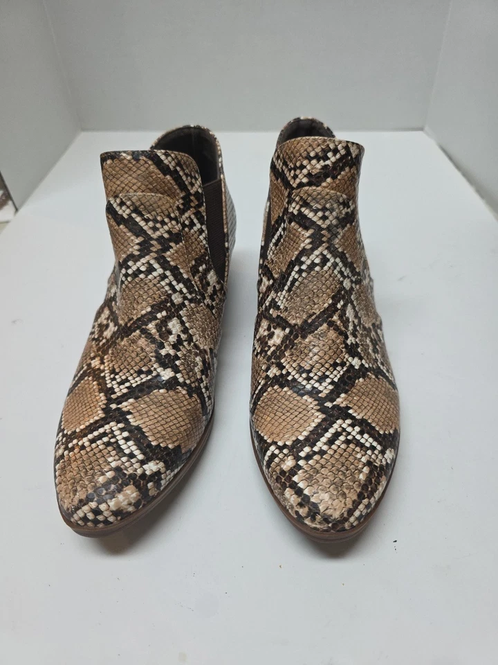 Botines con estampado de piel de serpiente Qupid talla 9 Foto 1 de 4