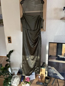 Olivegrünes Midi Kleid von Zara Gr. 40 - Bild 1 von 4