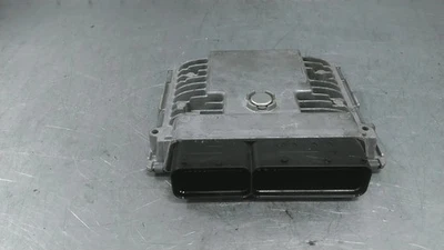 CENTRALINA INIEZIONE Skoda Rapid Spaceback Combi 1.2 TSI (CBZA) 2014 03F906070JN - Immagine 1 di 2