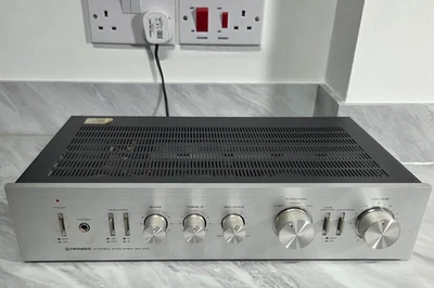PIONEER SA-410 Stereo Amplifier HiFi  With Phono Input TESTED & working - Image 1 of 4