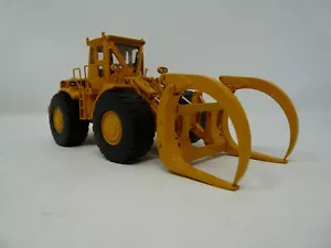 CCM Caterpillar 988 Log Loader in Original Box. 1:48 Scale limited to only 500. - Picture 1 of 21