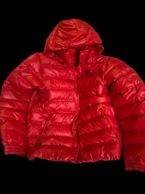 Adidas Chaqueta Mujer XL Rojo Plumón de Ganso Acolchado Puffer Abrigo de Invierno CON CAPUCHA Foto 1 de 4