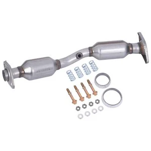 Catalytic Converter Exhaust Manifold For Nissan Sentra 4-Door 2.0L 2007-2012 - Picture 1 of 9