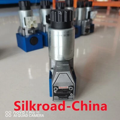 Válvula de esfera de alta pressão Rexroth R900566273 M-3SEW6C36/420MG24N9K4 estoque antigo - Imagem 1 de 4