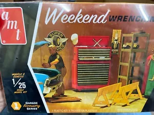 AMT PPO15 Weekend Wrenchin' Garage Accessory Series 1/25 kit McM Fs - Picture 1 of 2
