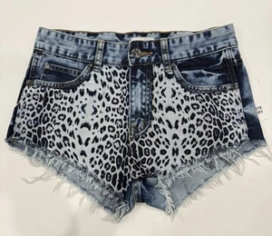 ONTWELFTH DENIM ANIMAL PRINT CUTOFFS CUT OFF SHORTS SIZE 27 BLUE JEAN SHORT J175 - Picture 1 of 5