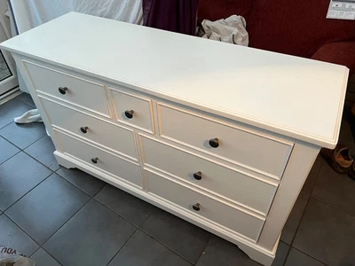 COTSWOLD COMPANY, ASCOT Chest of drawers, Bedside cabinet and Blanket Box - Image 1 of 4