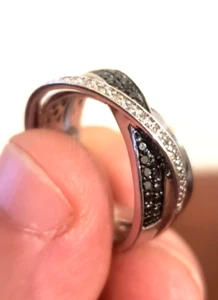 3/4 Inch Diameter (Size 9) Black & White Diamonds Sterling Silver 3 Band Ring - Picture 1 of 15
