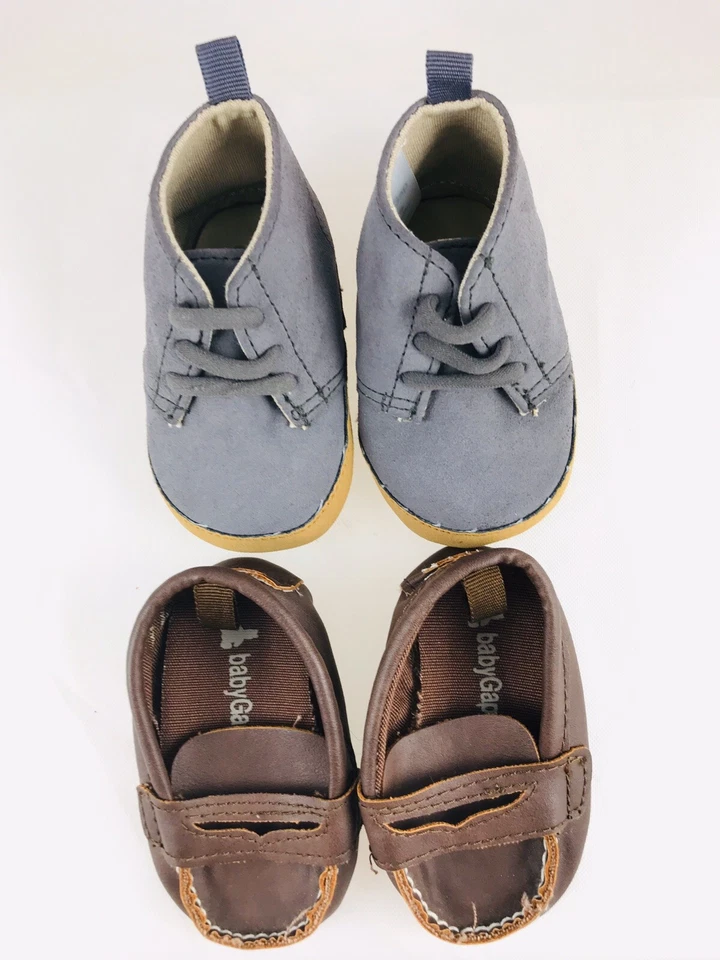 Baby Gap Penny 乐福鞋 Chukka 人造麂皮靴 婴儿 男孩 婴儿床 娃娃鞋 — 第 1/4 张图片