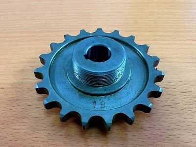 Neues Kettenritzel, Kettenrad mit 19 Zähnen für DKW SB 200, Block 200, KM-KS 200 - Bild 1 von 2